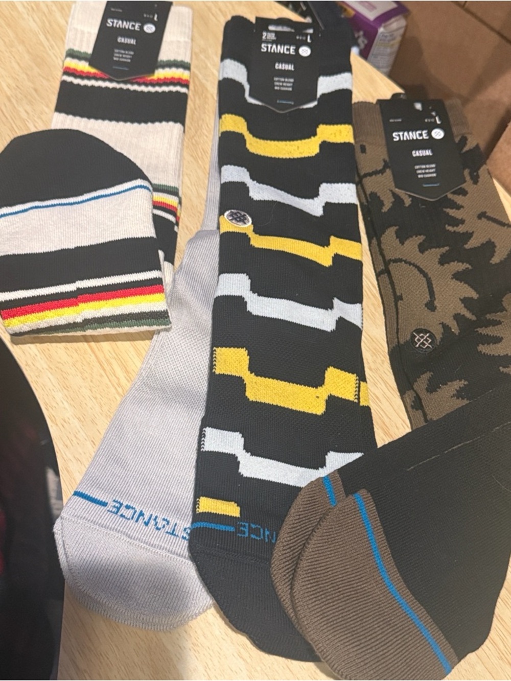 Stance Casual Socks 4 Pairs. Crew Height. Large.